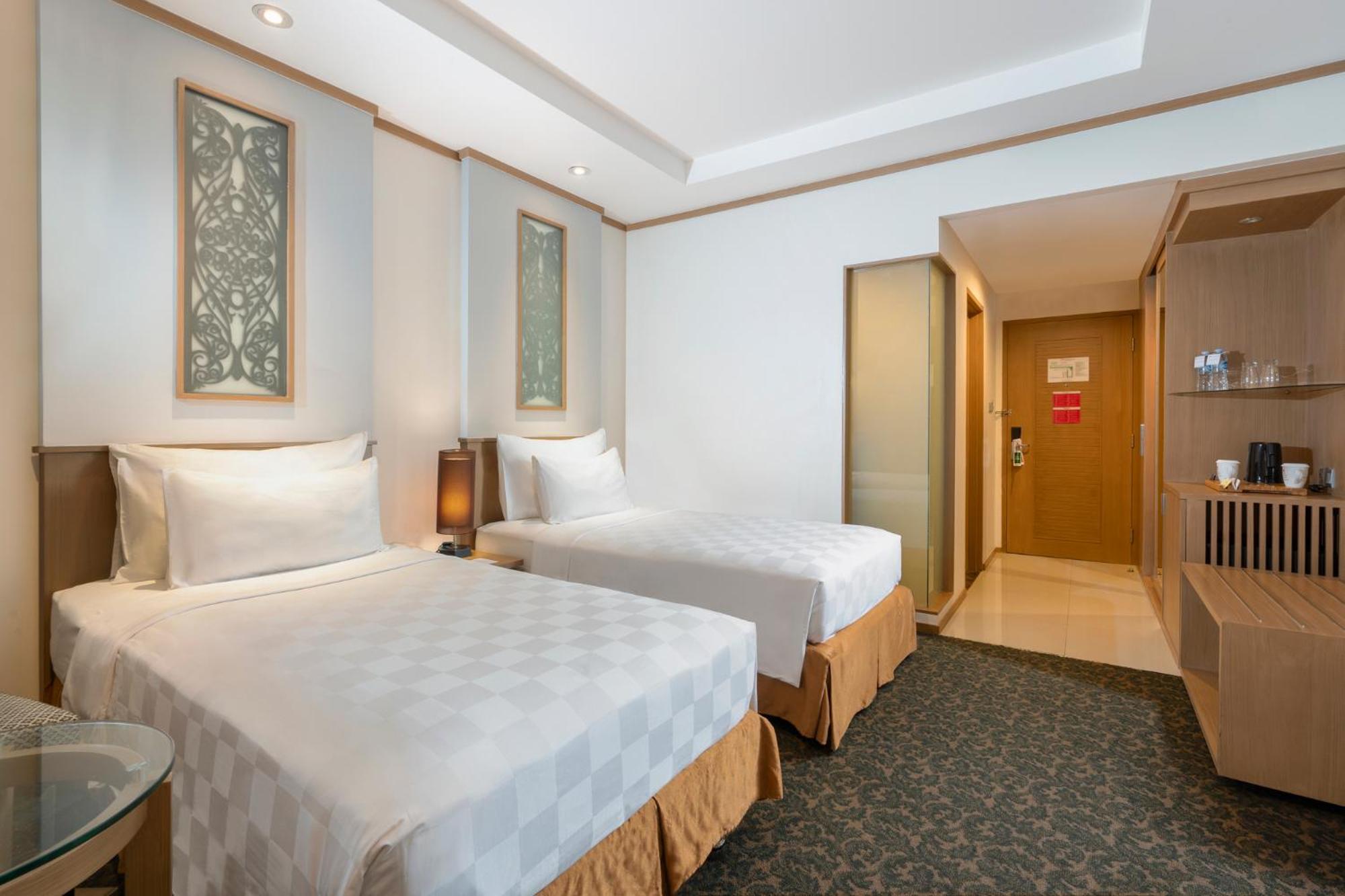 Swiss-Belhotel Danum Palangka Raya Exterior foto