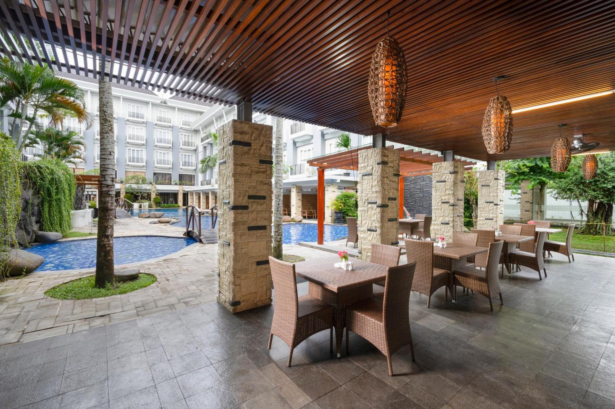 Swiss-Belhotel Danum Palangka Raya Exterior foto